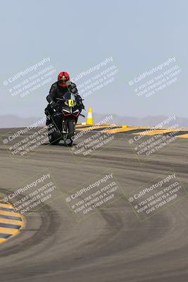 media/Sep-30-2023-SoCal Trackdays (Sat) [[636657bffb]]/Turns 9 and 10 (1010am)/